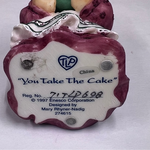 1997 - This Little Piggy - Enesco Corp - “You Take The Cake” - Picture 4 of 5